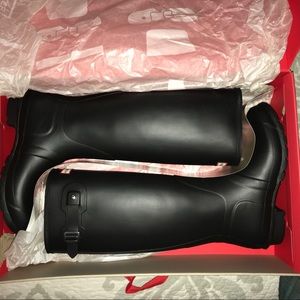 NWB Tall Hunter Boots,Black,Size-9w/Socks